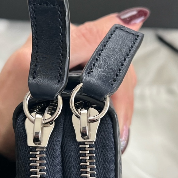 New Gucci large leather travel wallet with micro GG - Picture 4 of 10